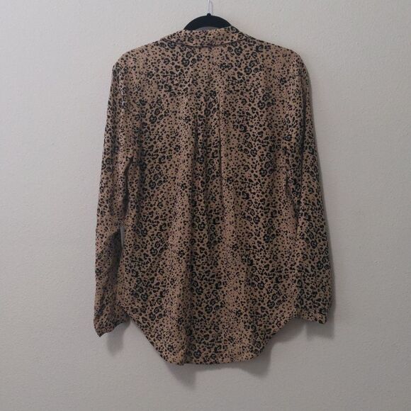 Anthropologie Cloth & Stone Leopard Button Down - Picture 6 of 6